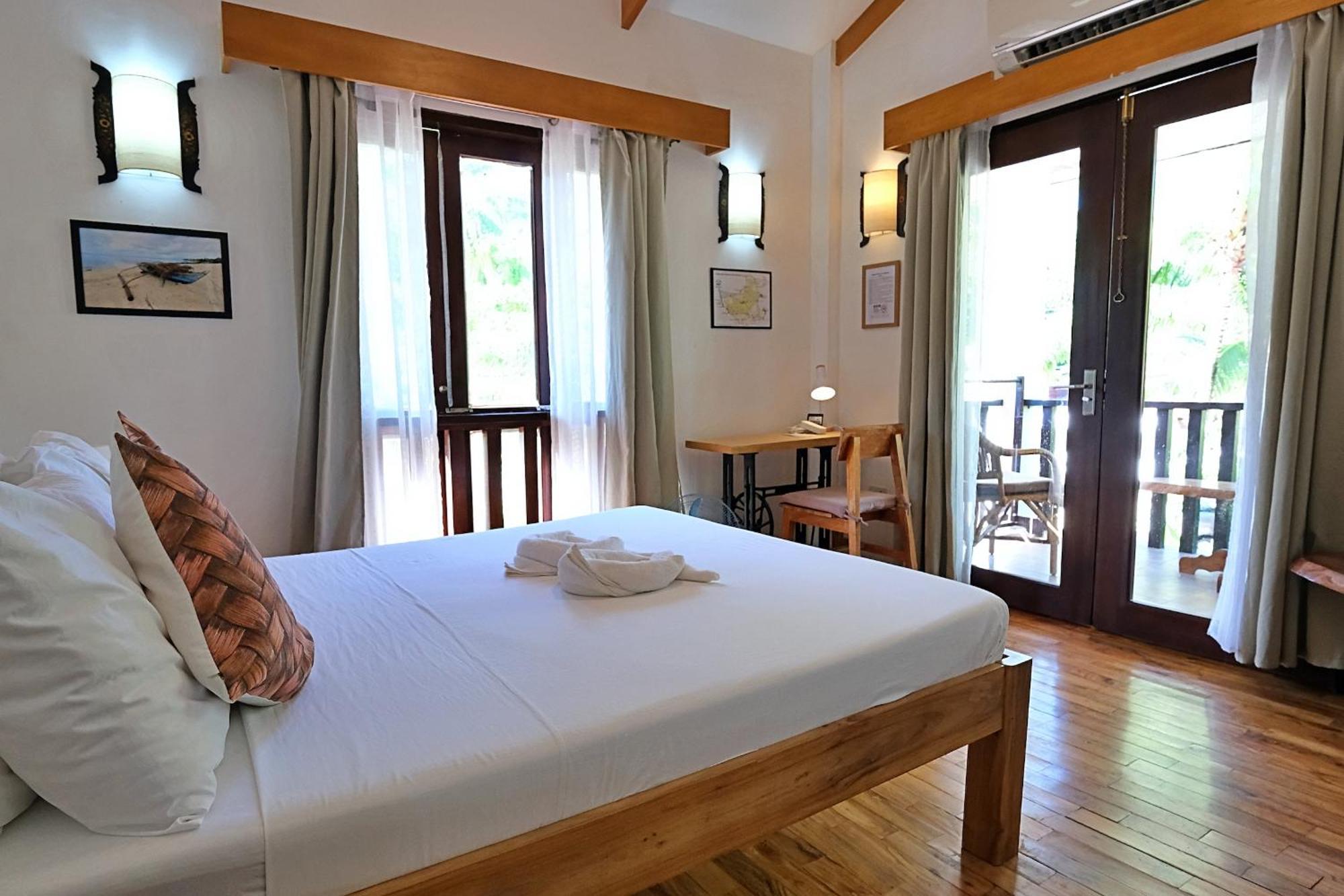 White Villas Resort Siquijor Exterior photo