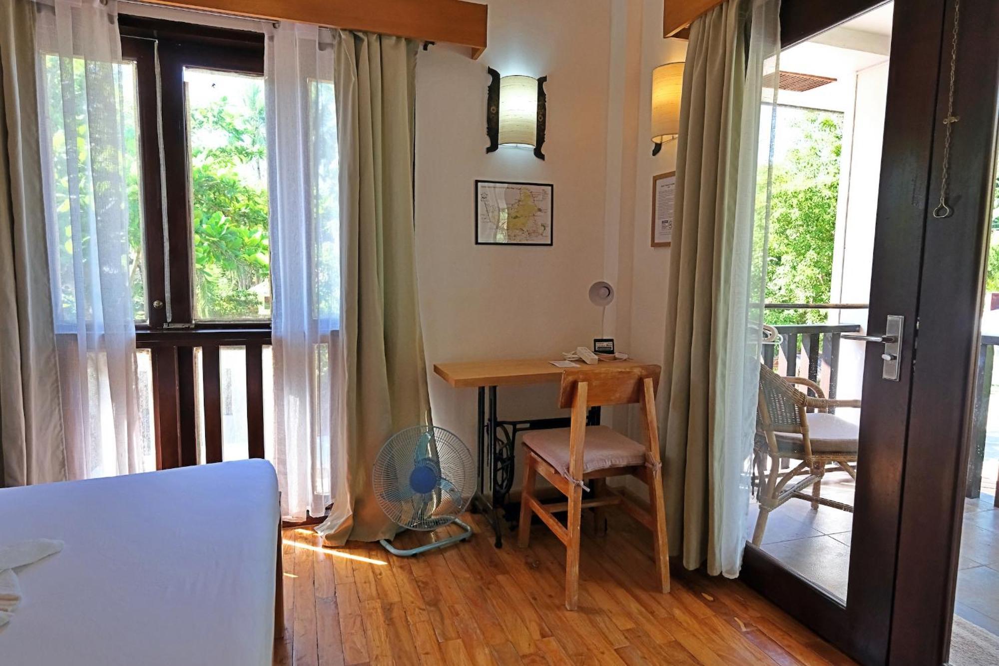 White Villas Resort Siquijor Exterior photo