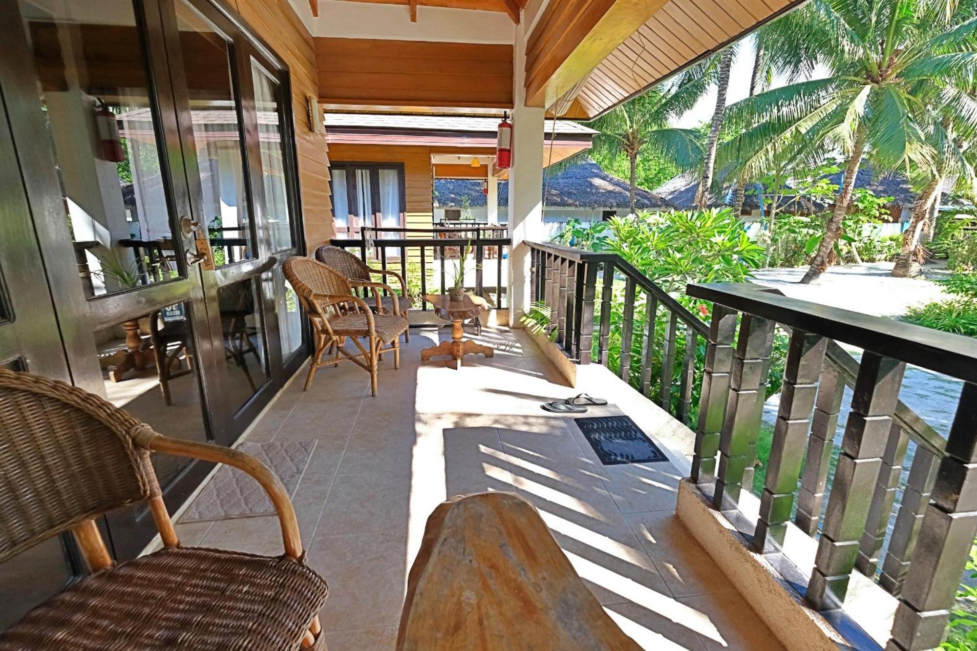White Villas Resort Siquijor Exterior photo