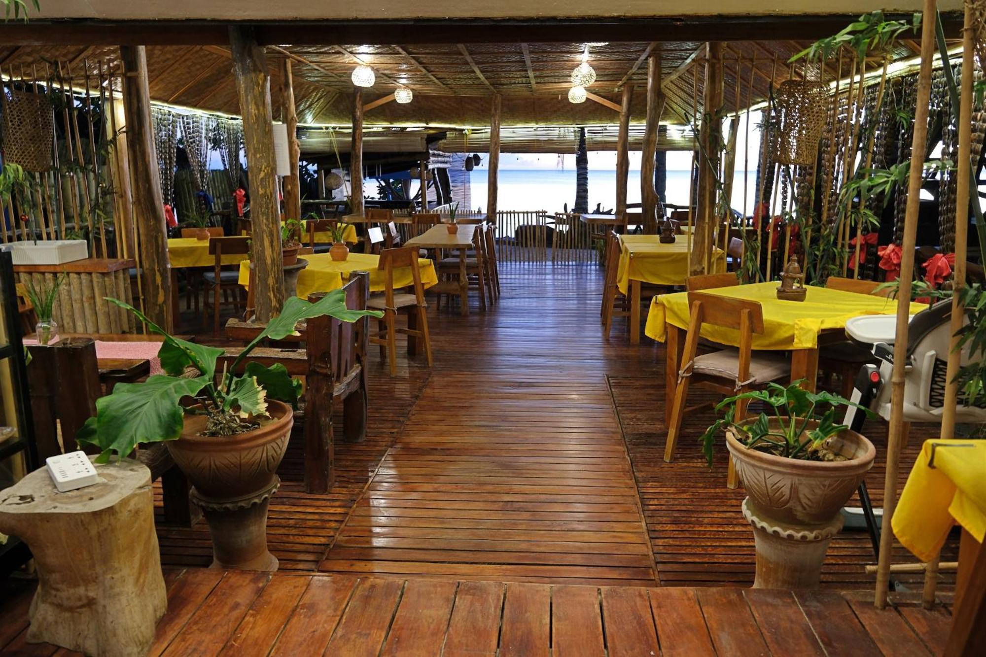 White Villas Resort Siquijor Exterior photo